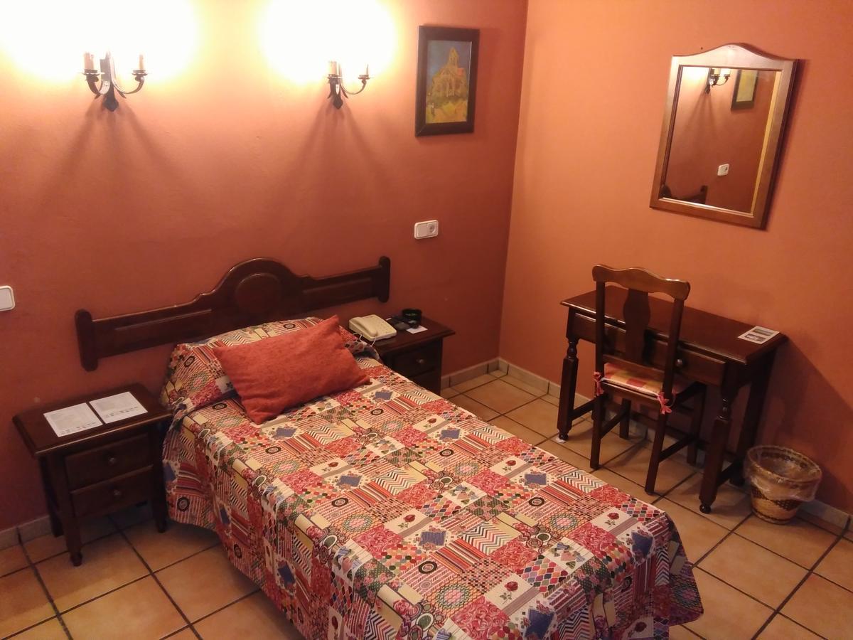 איאמונטה Hotel Riavela מראה חיצוני תמונה