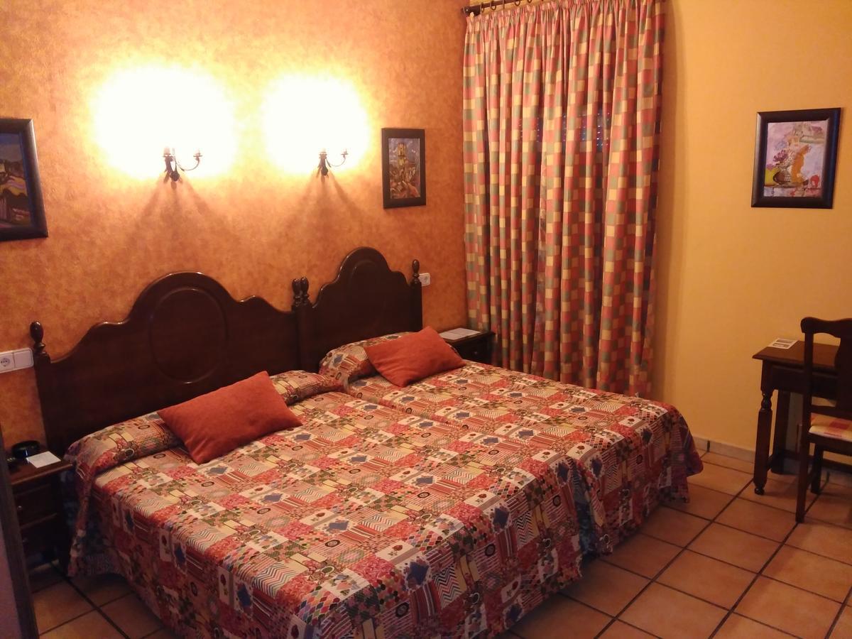 איאמונטה Hotel Riavela מראה חיצוני תמונה