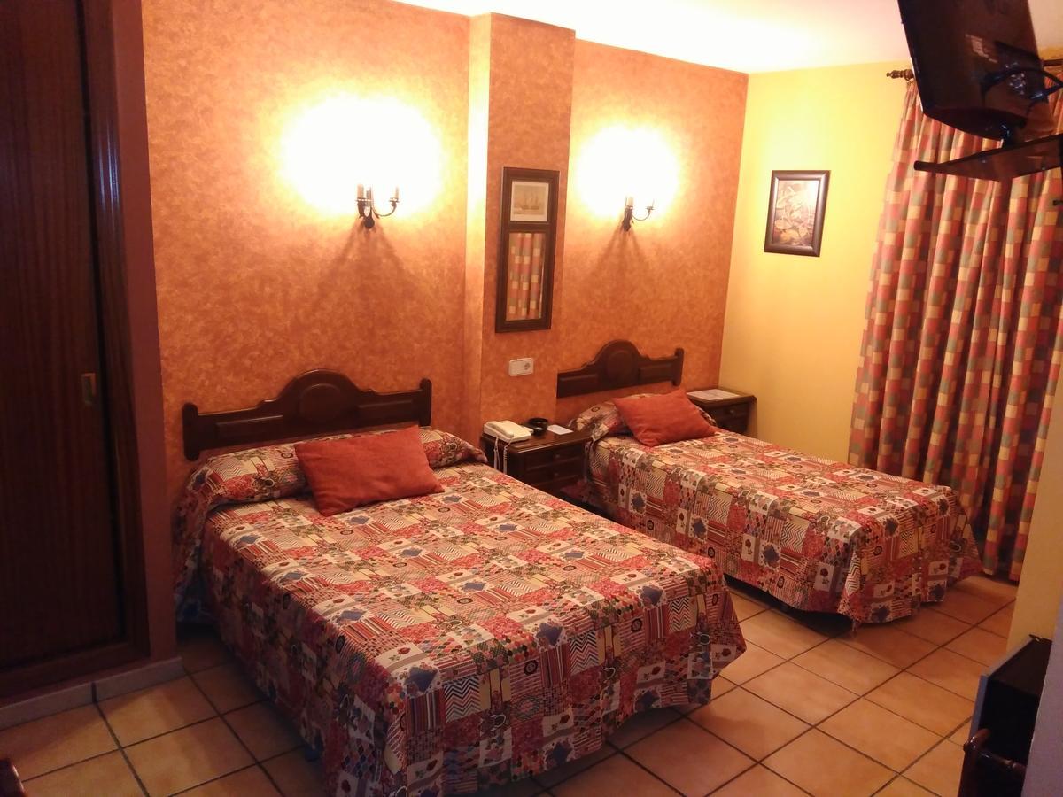 איאמונטה Hotel Riavela מראה חיצוני תמונה